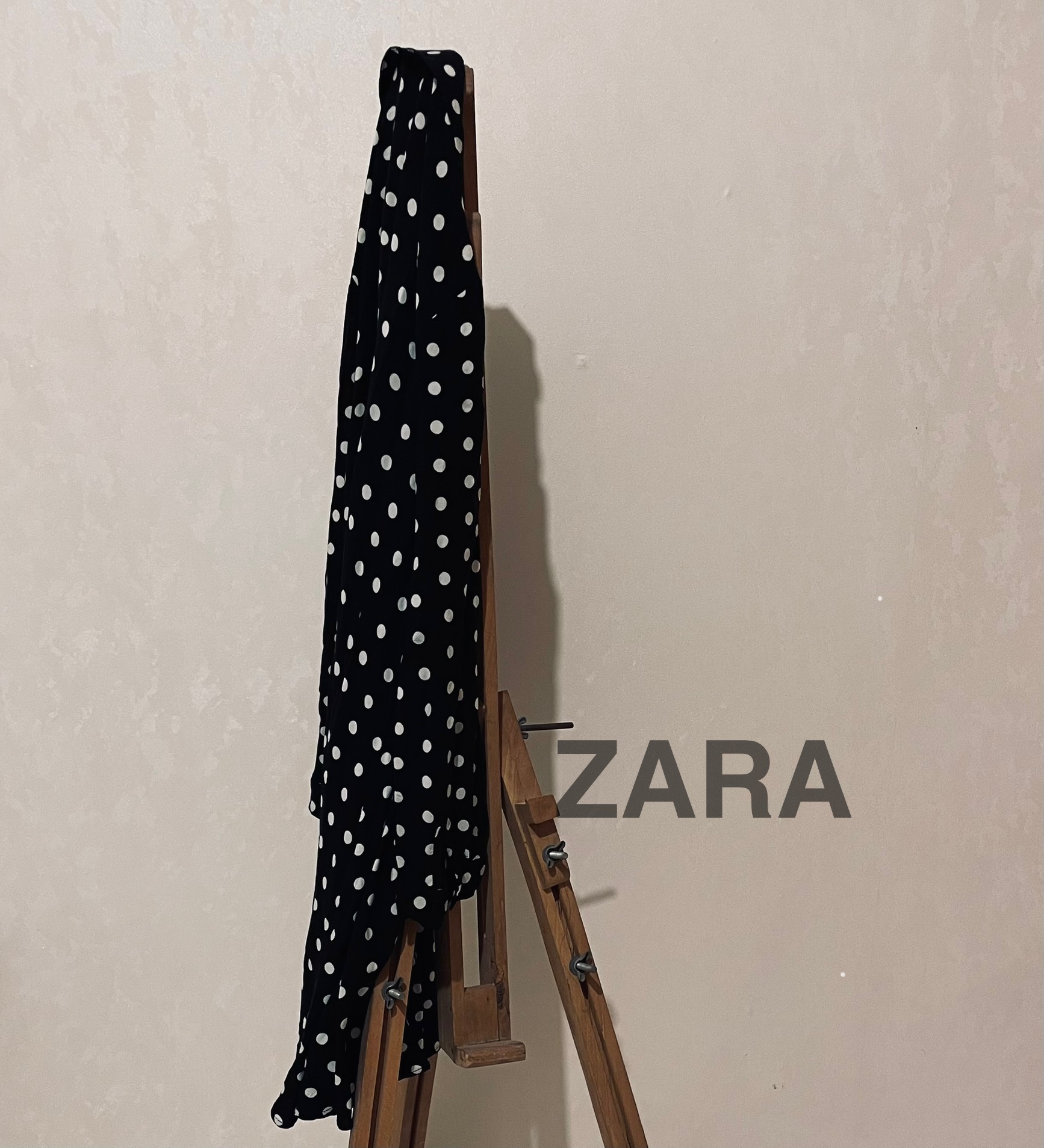 پیراهن خال خالی زارا